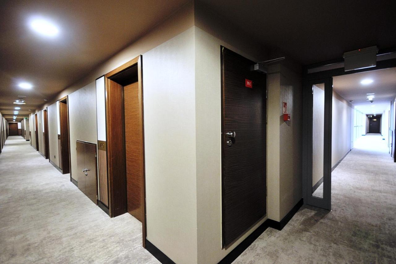 423 W Royal Tulip Sand 200 M Plaza Dobruk Apartamenty Kołobrzeg Exteriör bild
